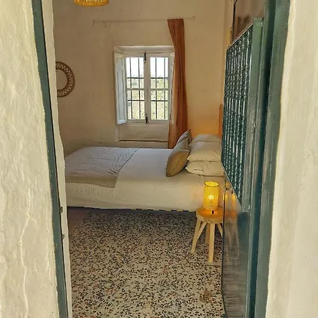 Serrato 4* 科尔梅纳尔